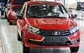«АВтоВАЗ» шесть дней в неделю в две смены штампует «Гранты»